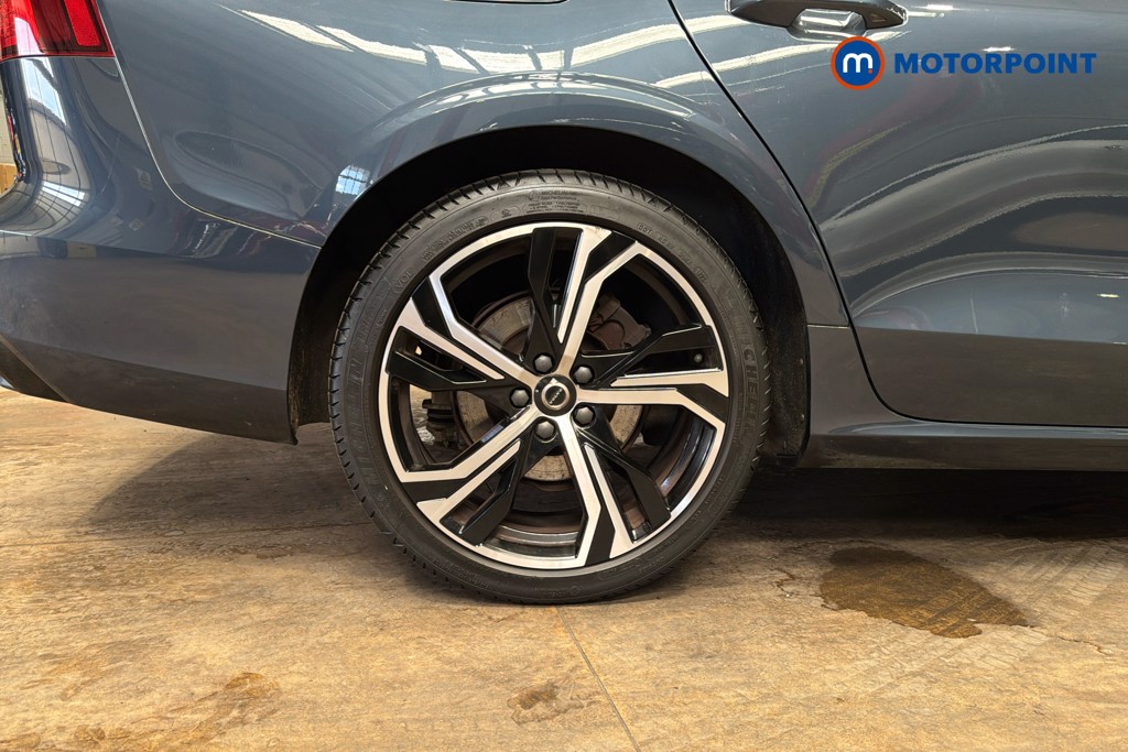 Volvo V60 Plus Automatic Petrol Estate - Stock Number (1634924) - 49th supplementary image