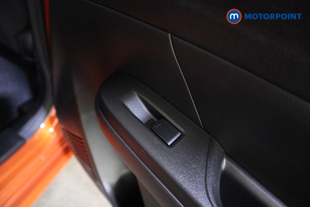 Suzuki Swift Ultra Automatic Petrol Hatchback - Stock Number (1635123) - 18th supplementary image