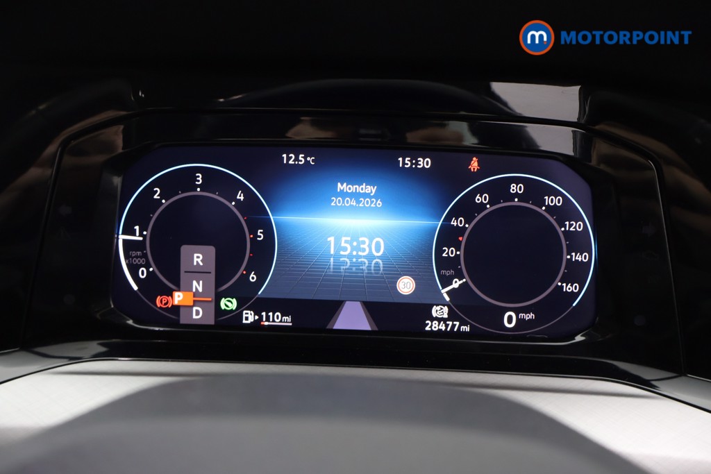 Volkswagen Golf Life Automatic Diesel Hatchback - Stock Number (1635309) - 2nd supplementary image