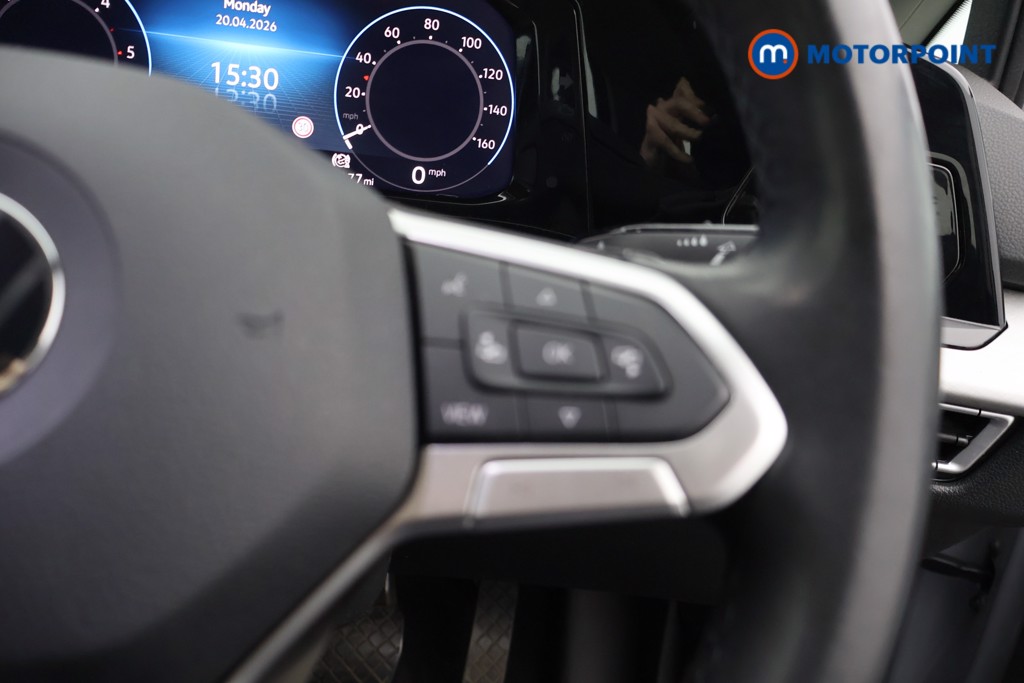 Volkswagen Golf Life Automatic Diesel Hatchback - Stock Number (1635309) - 4th supplementary image