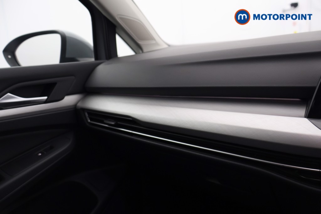 Volkswagen Golf Life Automatic Diesel Hatchback - Stock Number (1635309) - 8th supplementary image