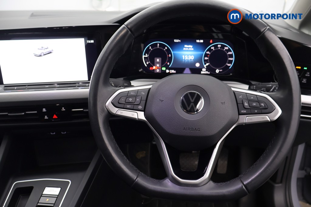 Volkswagen Golf Life Automatic Diesel Hatchback - Stock Number (1635309) - 1st supplementary image