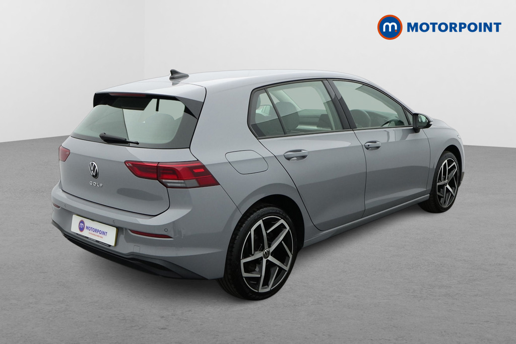 Volkswagen Golf Life Automatic Diesel Hatchback - Stock Number (1635309) - Drivers side rear corner