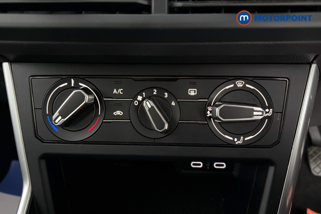 Volkswagen Polo Life Manual Petrol Hatchback - Stock Number (1635772) - 12th supplementary image