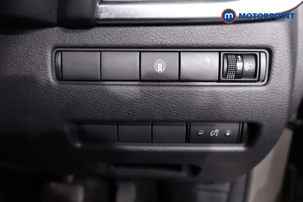 Nissan X-Trail N-Connecta Automatic Petrol-Electric Hybrid SUV - Stock Number (1635927) - 17th supplementary image