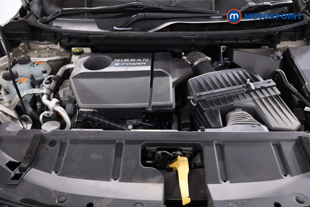 Nissan X-Trail N-Connecta Automatic Petrol-Electric Hybrid SUV - Stock Number (1635927) - 34th supplementary image