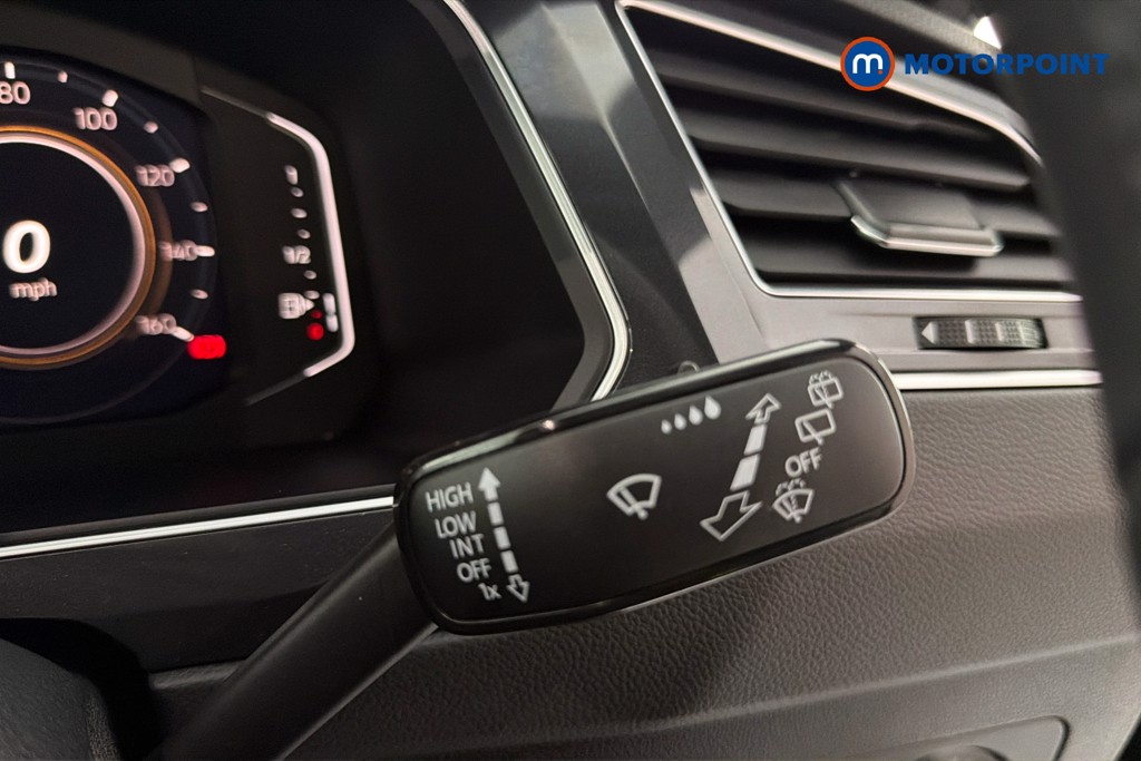 Volkswagen Tiguan Black Edition Automatic Petrol Plug-In Hybrid SUV - Stock Number (1635986) - 7th supplementary image