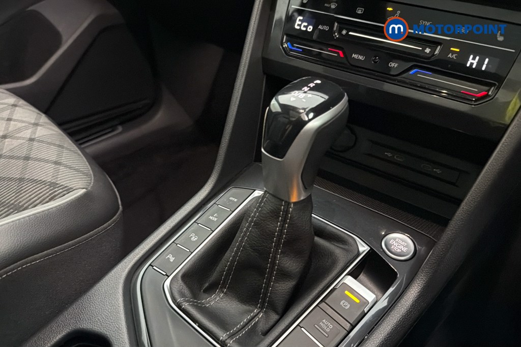 Volkswagen Tiguan Black Edition Automatic Petrol Plug-In Hybrid SUV - Stock Number (1635986) - 15th supplementary image
