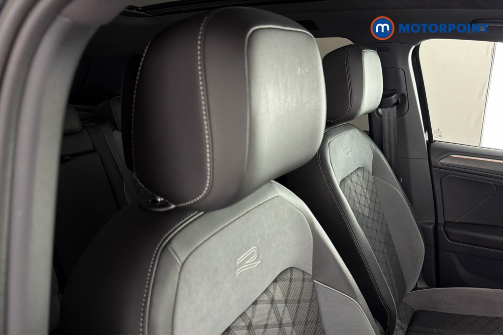 Volkswagen Tiguan Black Edition Automatic Petrol Plug-In Hybrid SUV - Stock Number (1635986) - 23rd supplementary image