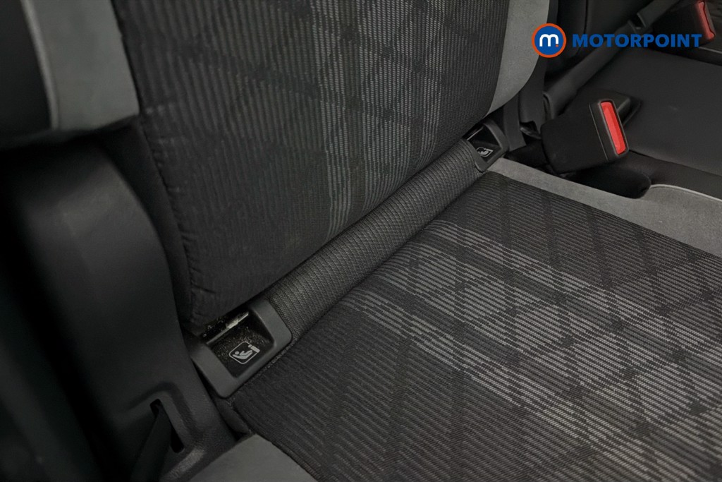 Volkswagen Tiguan Black Edition Automatic Petrol Plug-In Hybrid SUV - Stock Number (1635986) - 29th supplementary image