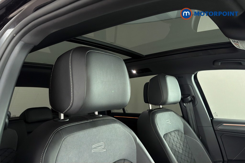 Volkswagen Tiguan Black Edition Automatic Petrol Plug-In Hybrid SUV - Stock Number (1635986) - 32nd supplementary image