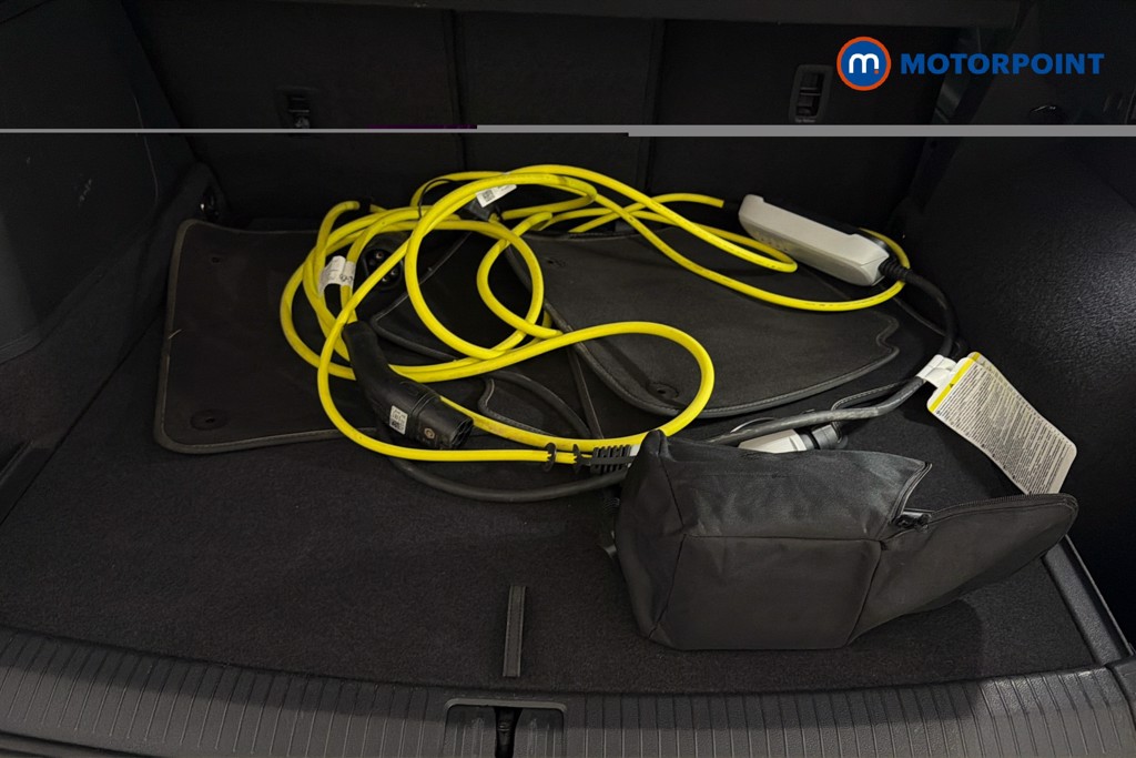 Volkswagen Tiguan Black Edition Automatic Petrol Plug-In Hybrid SUV - Stock Number (1635986) - 33rd supplementary image