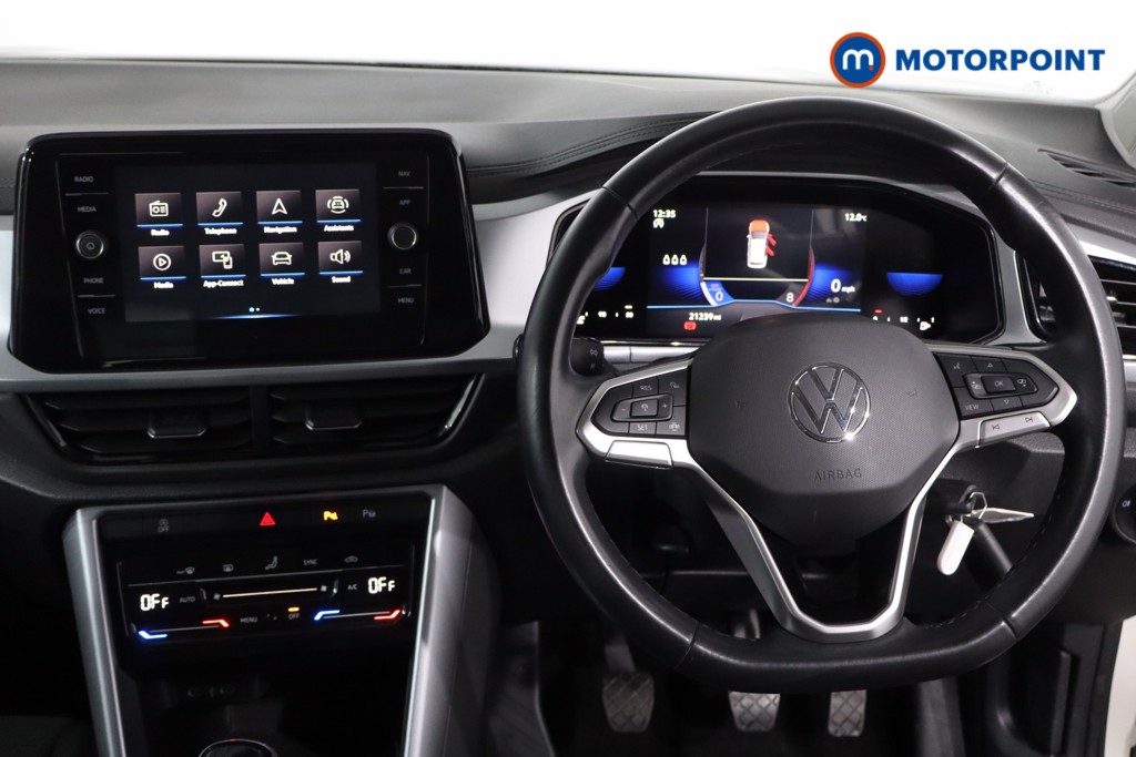 Volkswagen T-Roc Life Manual Petrol SUV - Stock Number (1635989) - 3rd supplementary image