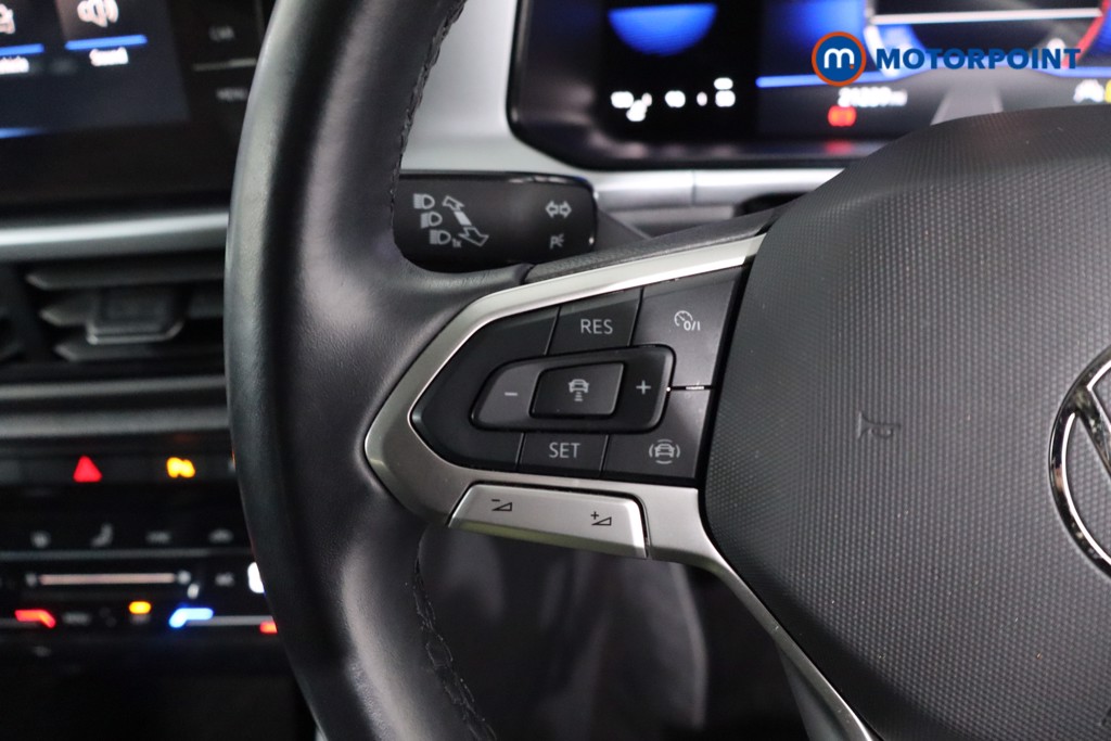 Volkswagen T-Roc Life Manual Petrol SUV - Stock Number (1635989) - 7th supplementary image