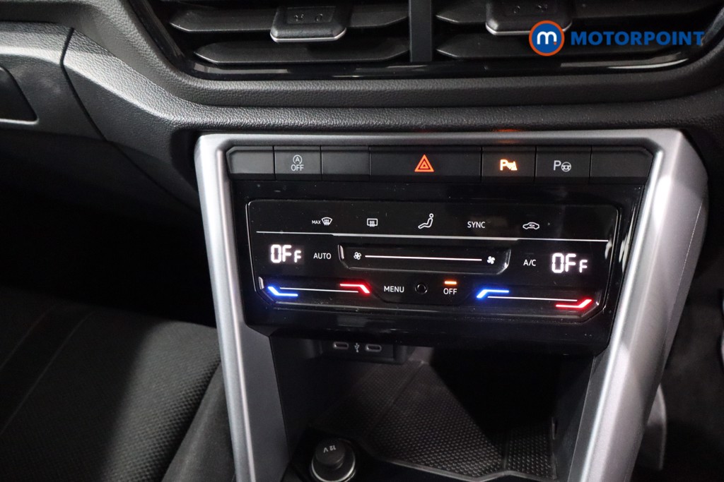 Volkswagen T-Roc Life Manual Petrol SUV - Stock Number (1635989) - 19th supplementary image