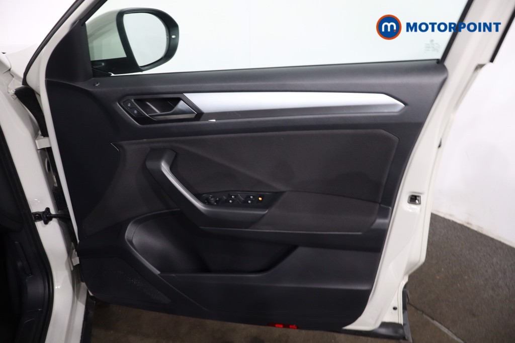 Volkswagen T-Roc Life Manual Petrol SUV - Stock Number (1635989) - 22nd supplementary image