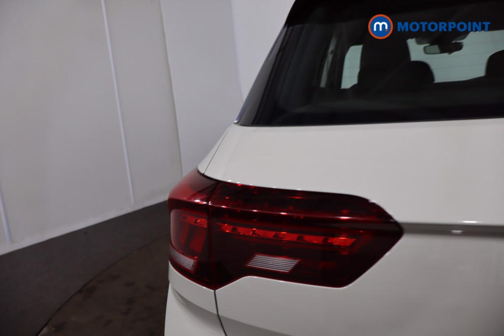 Volkswagen T-Roc Life Manual Petrol SUV - Stock Number (1635989) - 34th supplementary image