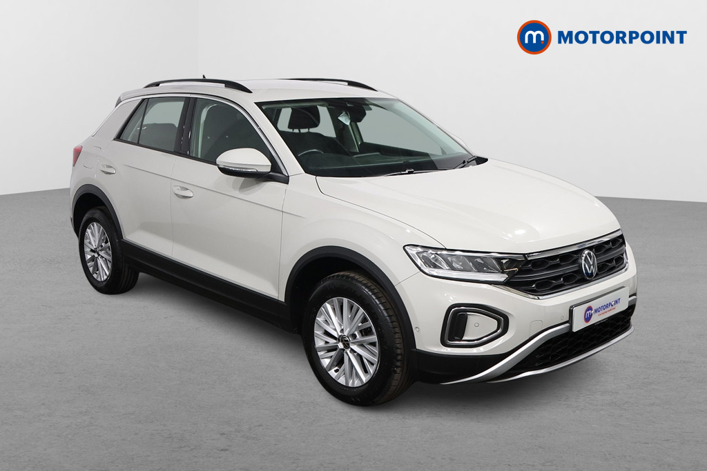 Volkswagen T-Roc Life Manual Petrol SUV - Stock Number (1635989) - Drivers side front corner