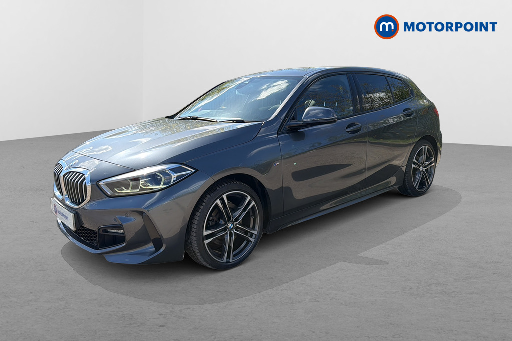 BMW 1 Series M Sport Automatic Diesel Hatchback - Stock Number (1636060) - Passenger side front corner