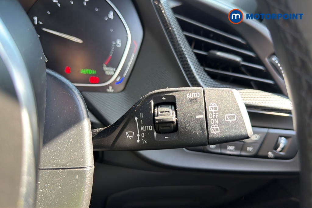 BMW 1 Series M Sport Automatic Diesel Hatchback - Stock Number (1636060) - 6th supplementary image