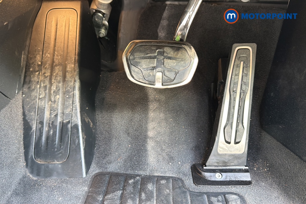 BMW 1 Series M Sport Automatic Diesel Hatchback - Stock Number (1636060) - 24th supplementary image