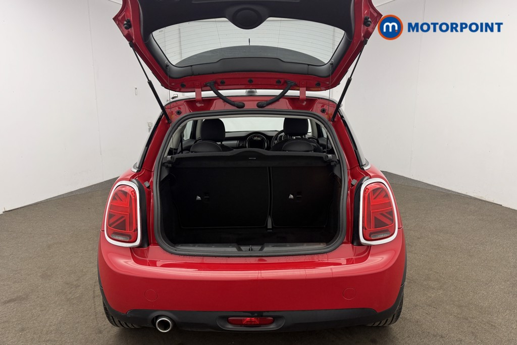 Mini Hatchback Cooper Classic Manual Petrol Hatchback - Stock Number (1636079) - 7th supplementary image