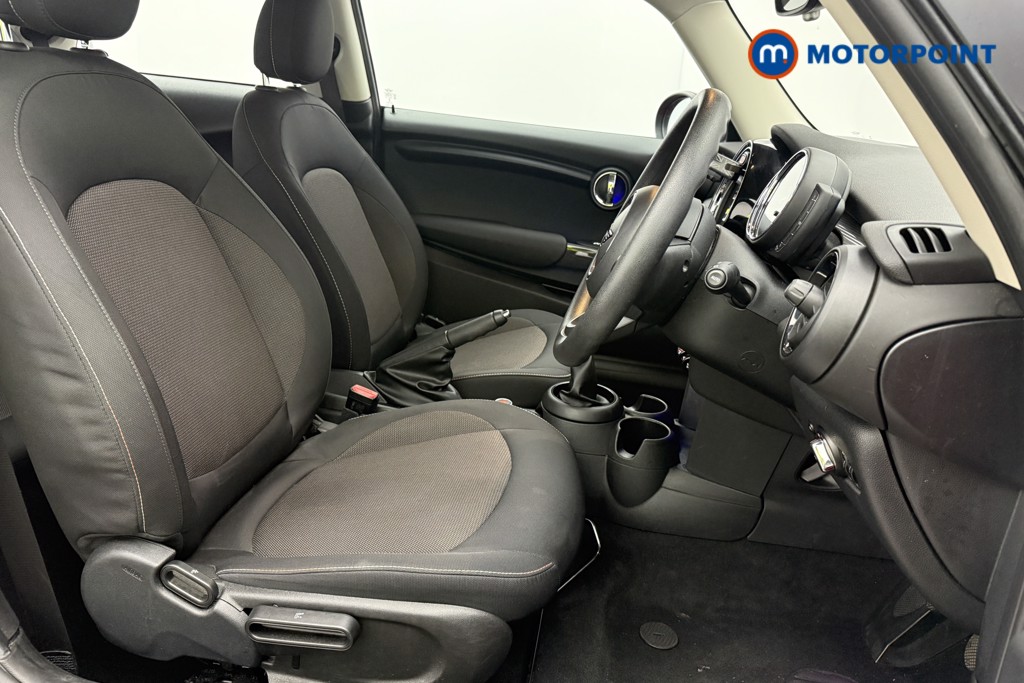 Mini Hatchback Cooper Classic Manual Petrol Hatchback - Stock Number (1636079) - 10th supplementary image