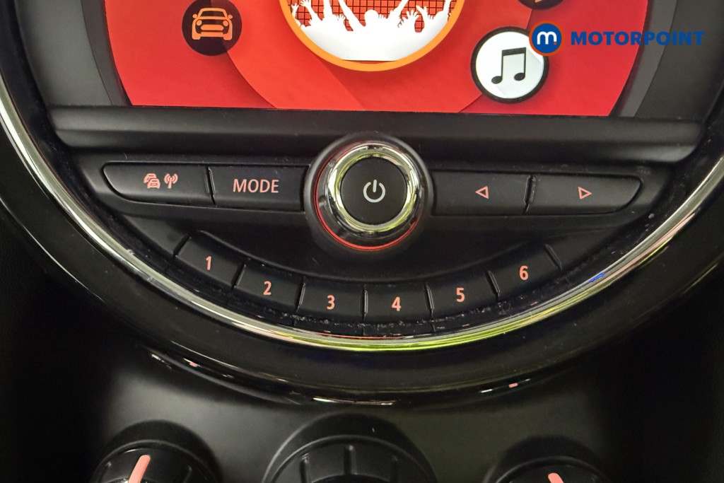 Mini Hatchback Cooper Classic Manual Petrol Hatchback - Stock Number (1636079) - 16th supplementary image