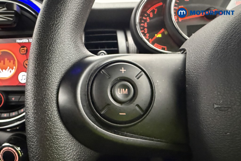 Mini Hatchback Cooper Classic Manual Petrol Hatchback - Stock Number (1636079) - 21st supplementary image