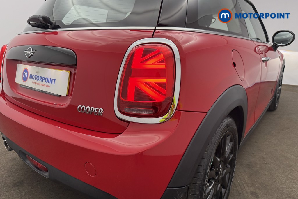Mini Hatchback Cooper Classic Manual Petrol Hatchback - Stock Number (1636079) - 31st supplementary image