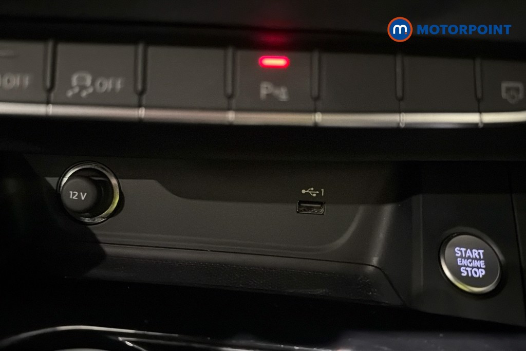 Audi A4 Black Edition Automatic Petrol Saloon - Stock Number (1636122) - 17th supplementary image