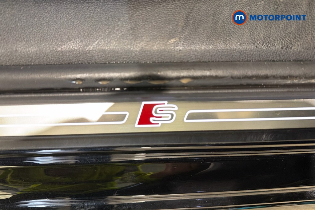 Audi A4 Black Edition Automatic Petrol Saloon - Stock Number (1636122) - 27th supplementary image