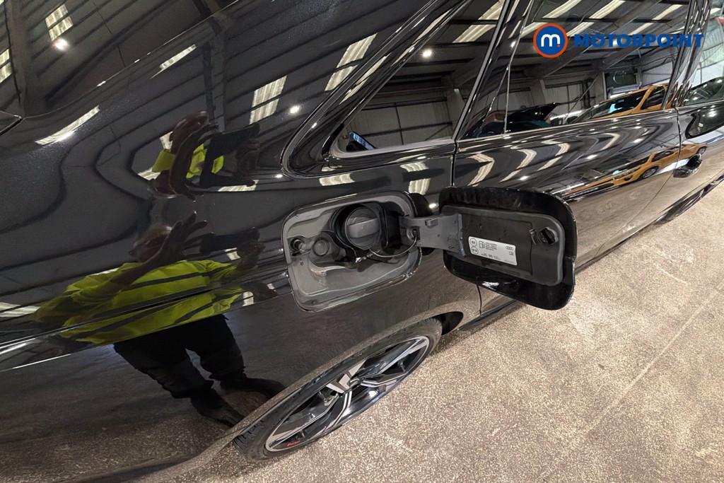 Audi A4 Black Edition Automatic Petrol Saloon - Stock Number (1636122) - 41st supplementary image