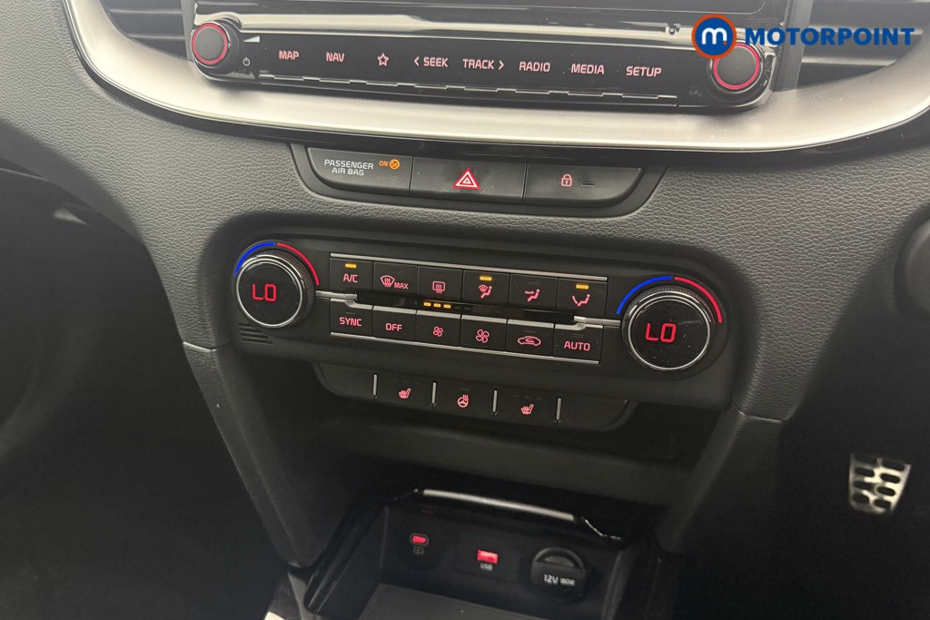 KIA Ceed Gt-Line Manual Petrol Hatchback - Stock Number (1636140) - 5th supplementary image