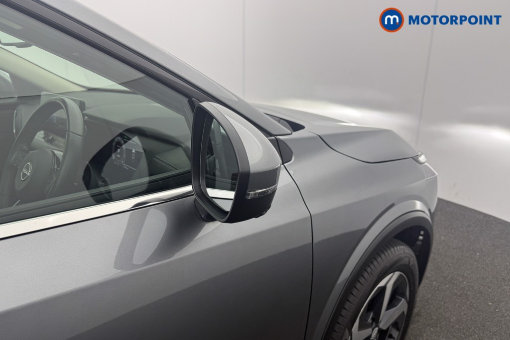 Nissan Qashqai N-Connecta Automatic Petrol SUV - Stock Number (1636653) - 17th supplementary image