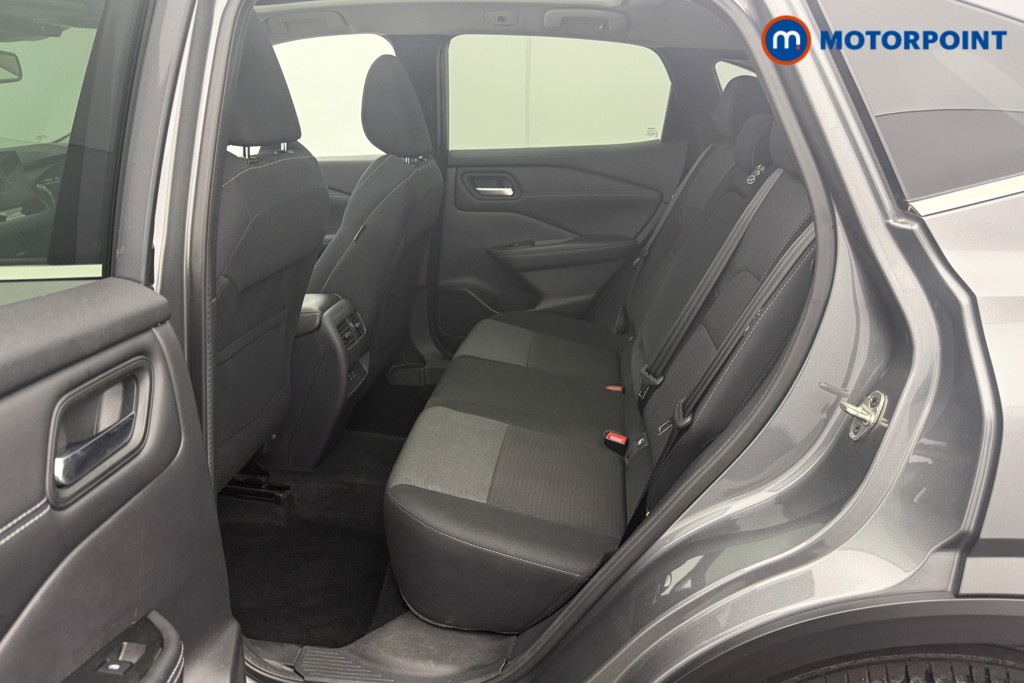 Nissan Qashqai N-Connecta Automatic Petrol SUV - Stock Number (1636653) - 23rd supplementary image