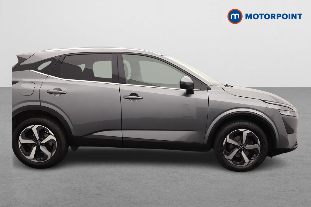 Nissan Qashqai N-Connecta Automatic Petrol SUV - Stock Number (1636653) - Drivers side