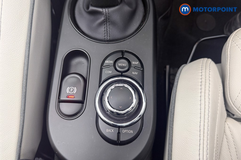 Mini Convertible John Cooper Works Automatic Petrol Convertible - Stock Number (1636712) - 8th supplementary image