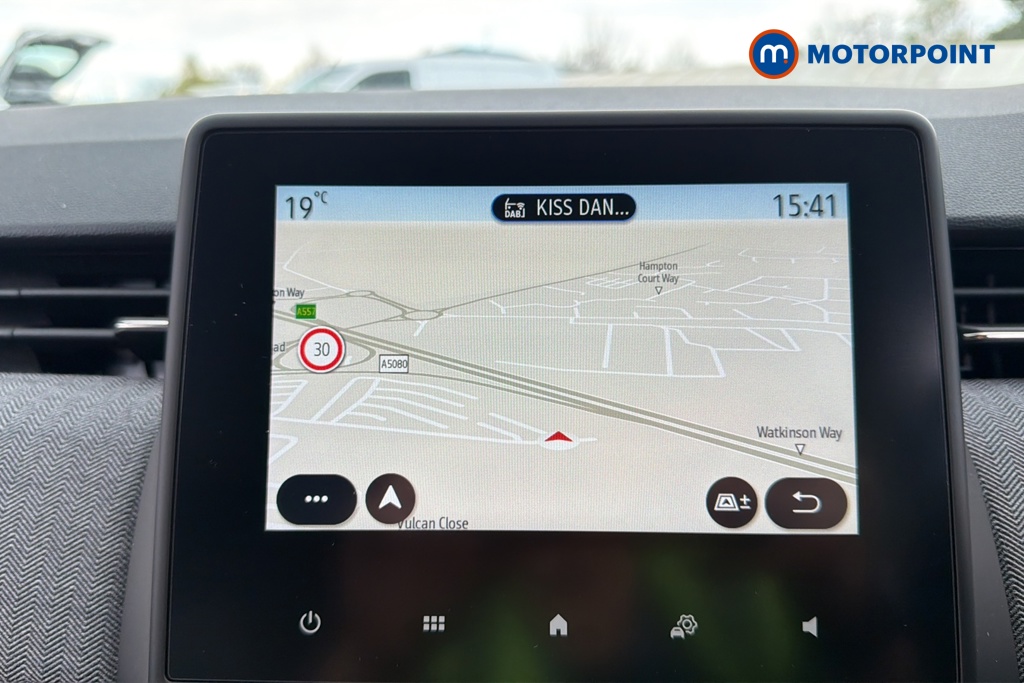 Renault Clio Techno Manual Petrol Hatchback - Stock Number (1636819) - 9th supplementary image