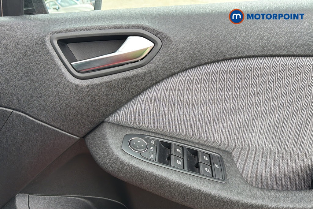 Renault Clio Techno Manual Petrol Hatchback - Stock Number (1636819) - 19th supplementary image