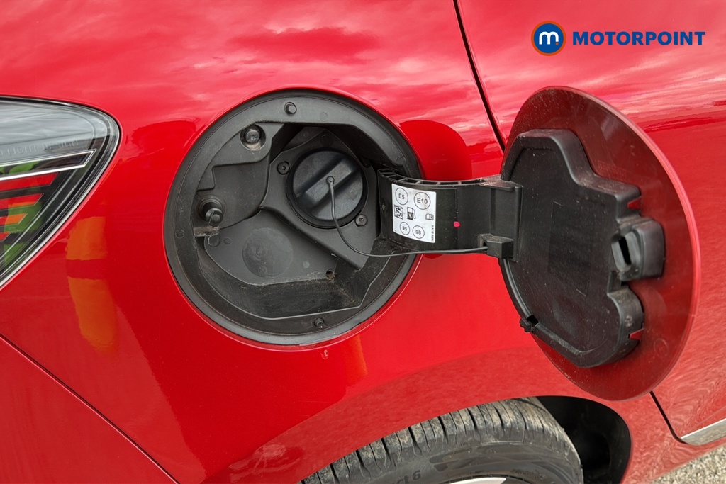 Renault Clio Techno Manual Petrol Hatchback - Stock Number (1636819) - 41st supplementary image