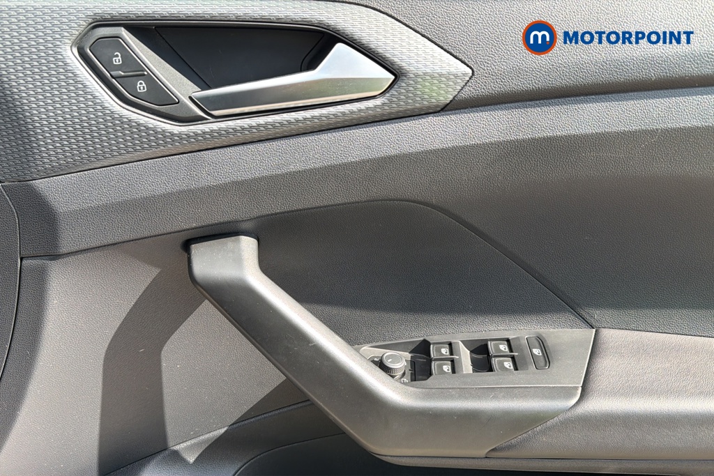 Volkswagen T-Cross R-Line Manual Petrol SUV - Stock Number (1636941) - 19th supplementary image