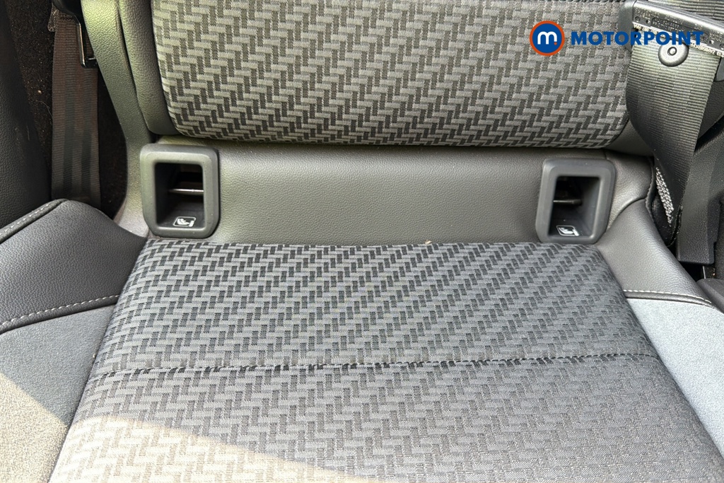 Volkswagen T-Cross R-Line Manual Petrol SUV - Stock Number (1636941) - 27th supplementary image
