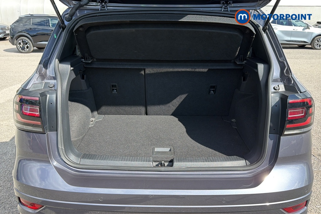 Volkswagen T-Cross R-Line Manual Petrol SUV - Stock Number (1636941) - 30th supplementary image