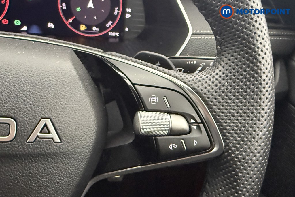 Skoda Octavia Sportline Automatic Petrol Estate - Stock Number (1636966) - 9th supplementary image