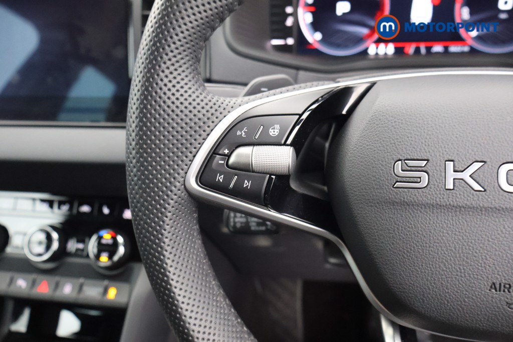 Skoda Karoq Sportline Edition Automatic Petrol SUV - Stock Number (1636980) - 2nd supplementary image