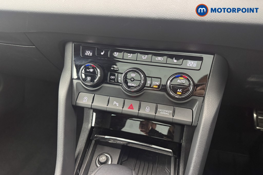 Skoda Karoq Sportline Edition Automatic Petrol SUV - Stock Number (1636983) - 5th supplementary image
