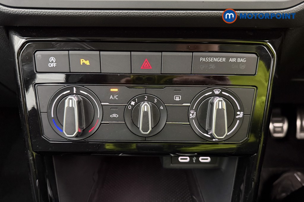 Volkswagen T-Cross Move Manual Petrol SUV - Stock Number (1637038) - 18th supplementary image