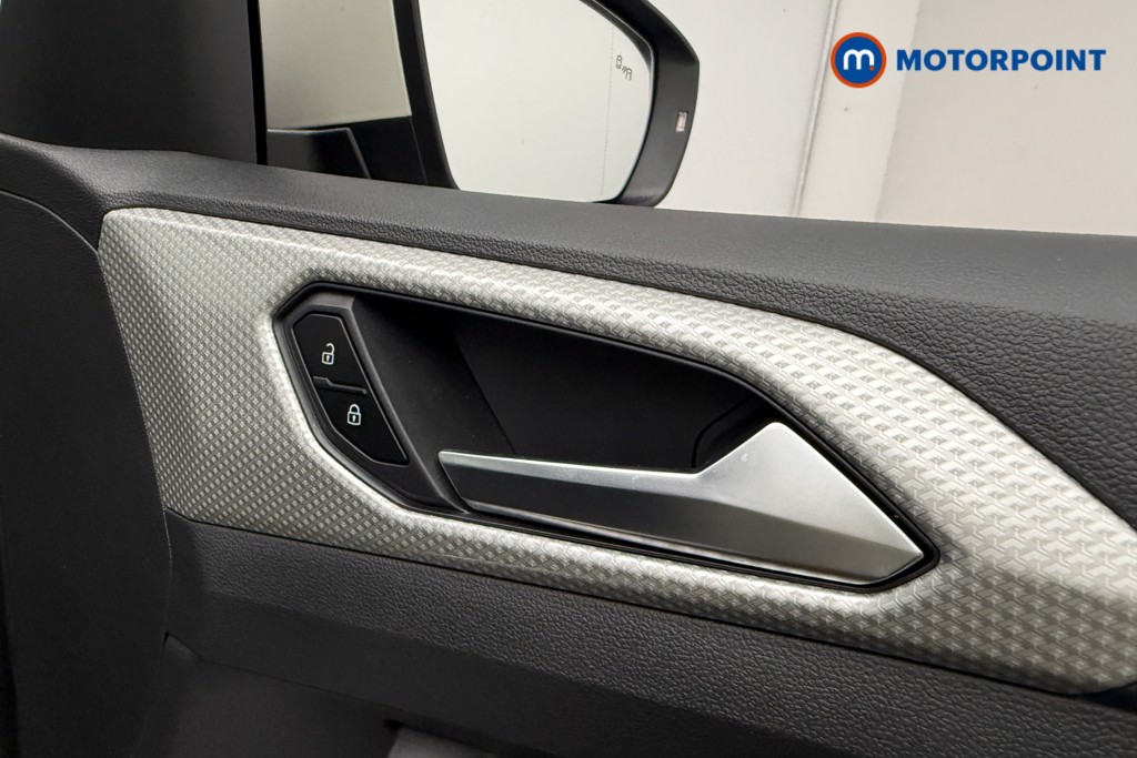 Volkswagen T-Cross Move Manual Petrol SUV - Stock Number (1637038) - 25th supplementary image