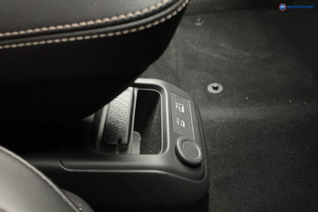 Nissan Ariya Advance Automatic Electric SUV - Stock Number (1637176) - 21st supplementary image